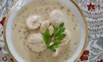 Scallops in Champagne Cream Sauce
