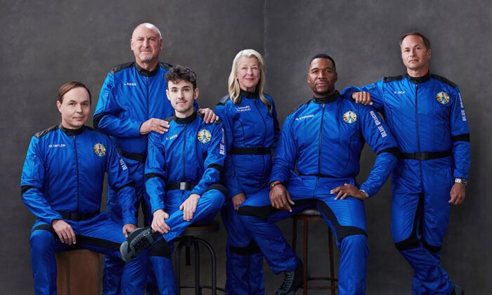 (L-R) Dylan Taylor, Lane Bess, Cameron Bess, Laura Shepard Churchley, Michael Strahan, and Evan Dick in an undated photo. (Courtesy of Blue Origin via AP)