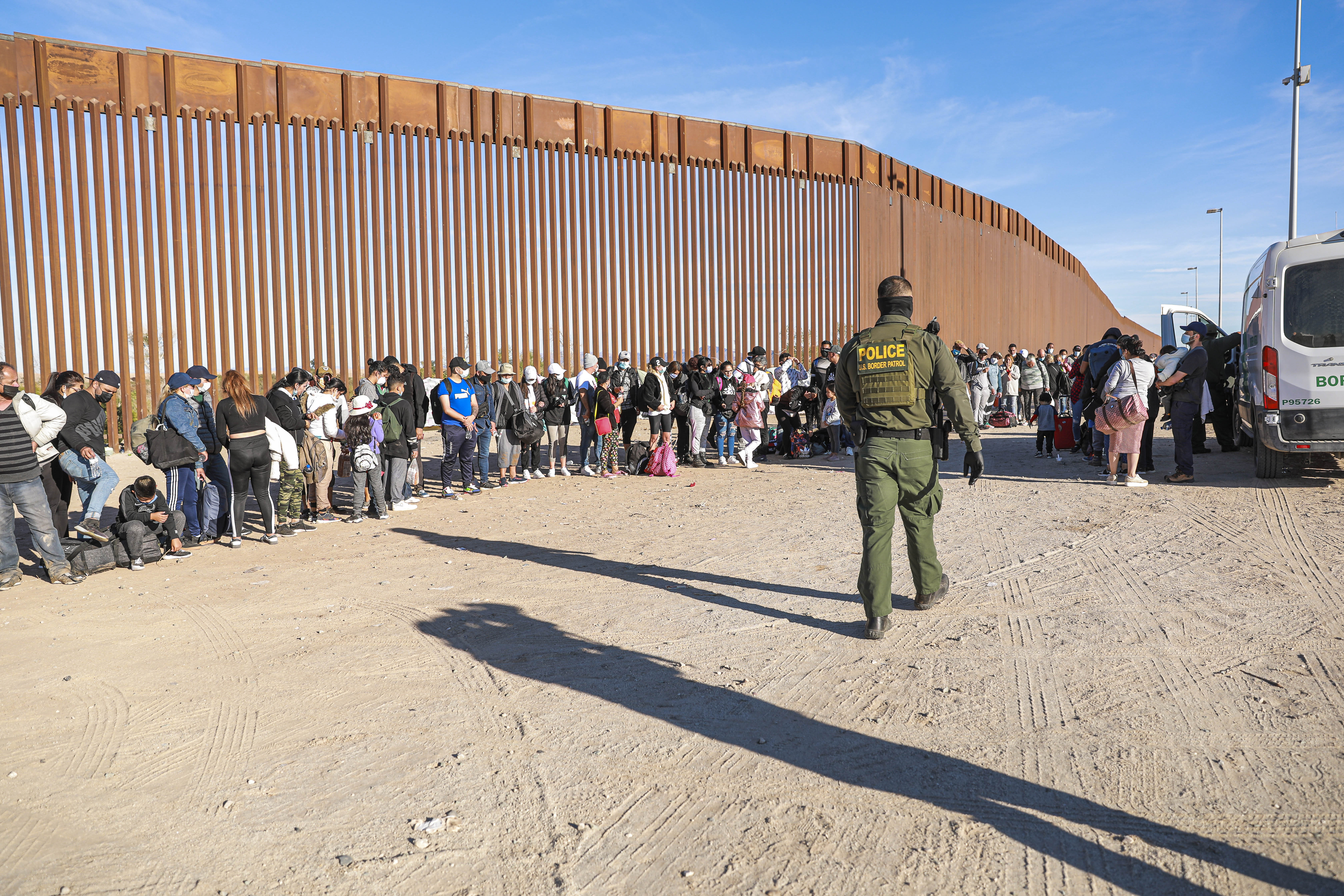 AG Brnovich: Arizona Can Defend Itself From Southern Border 'Invasion' - Vimarsana News