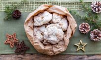 The Makings of an Italian Christmas Cookie Tin: 3 Recipes to Tell the Story of My Family, Past and Present