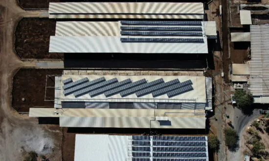 Israeli Firm Uses Air and Water to Store Solar Energy for Nighttime