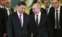 UK Intelligence Chief Warns China Not to Be ‘Too Closely Aligned’ With Russia