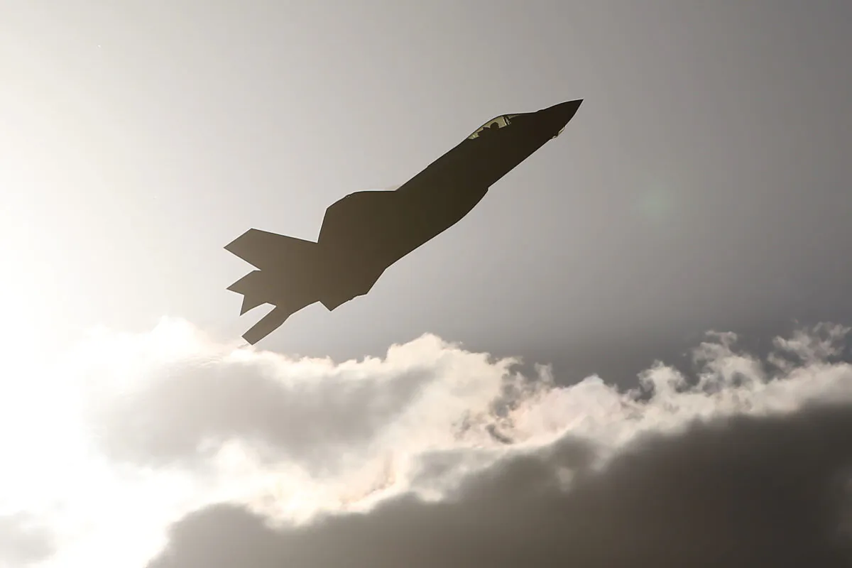 Fighter Jet the F-35A lightning flies across  at Avalon Airport on March 01, 2019 in Melbourne, Australia.(Photo by Michael Dodge/Getty Images)