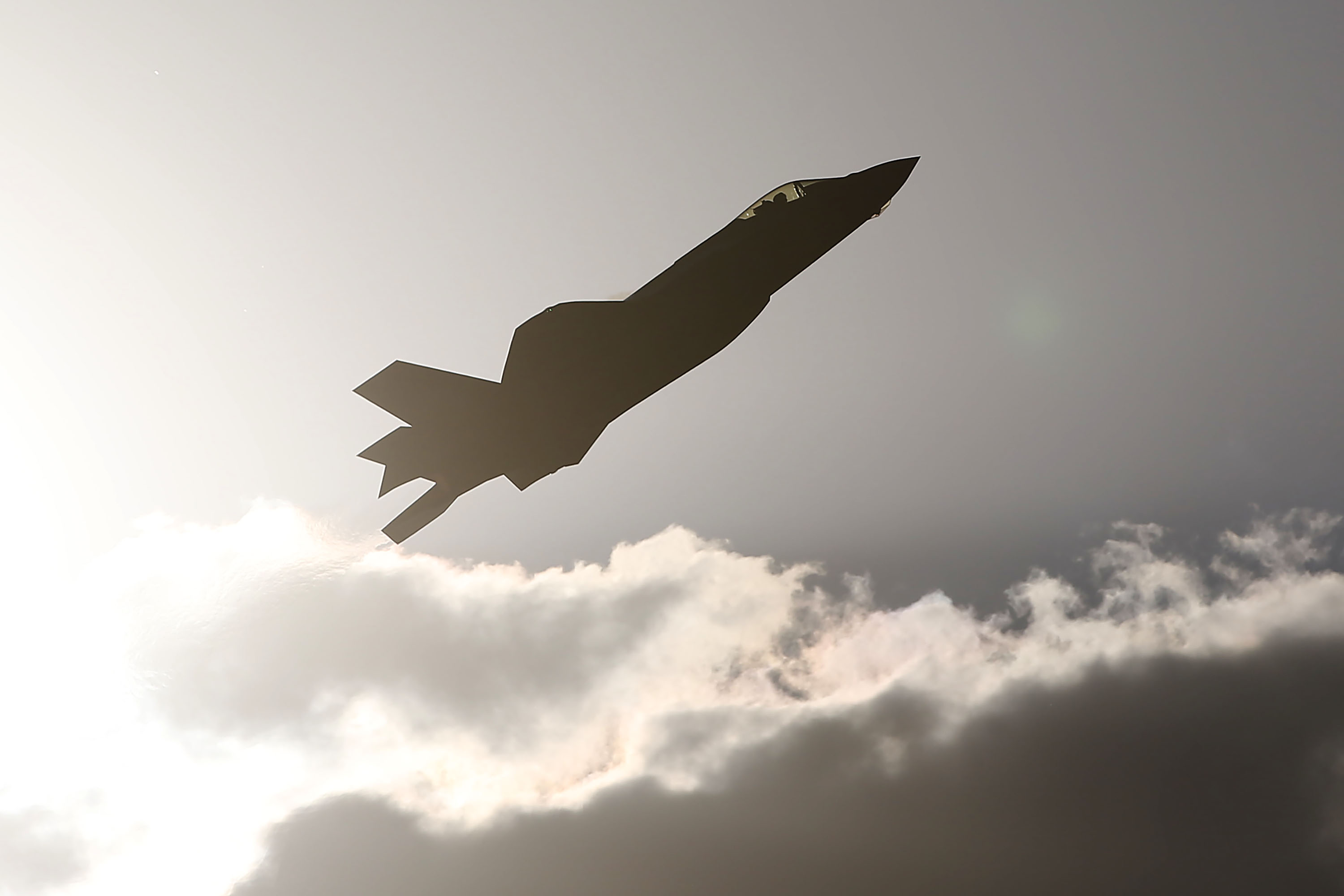 First F-35A Fighter Jets Touch Down in Northern Territory - Vimarsana News