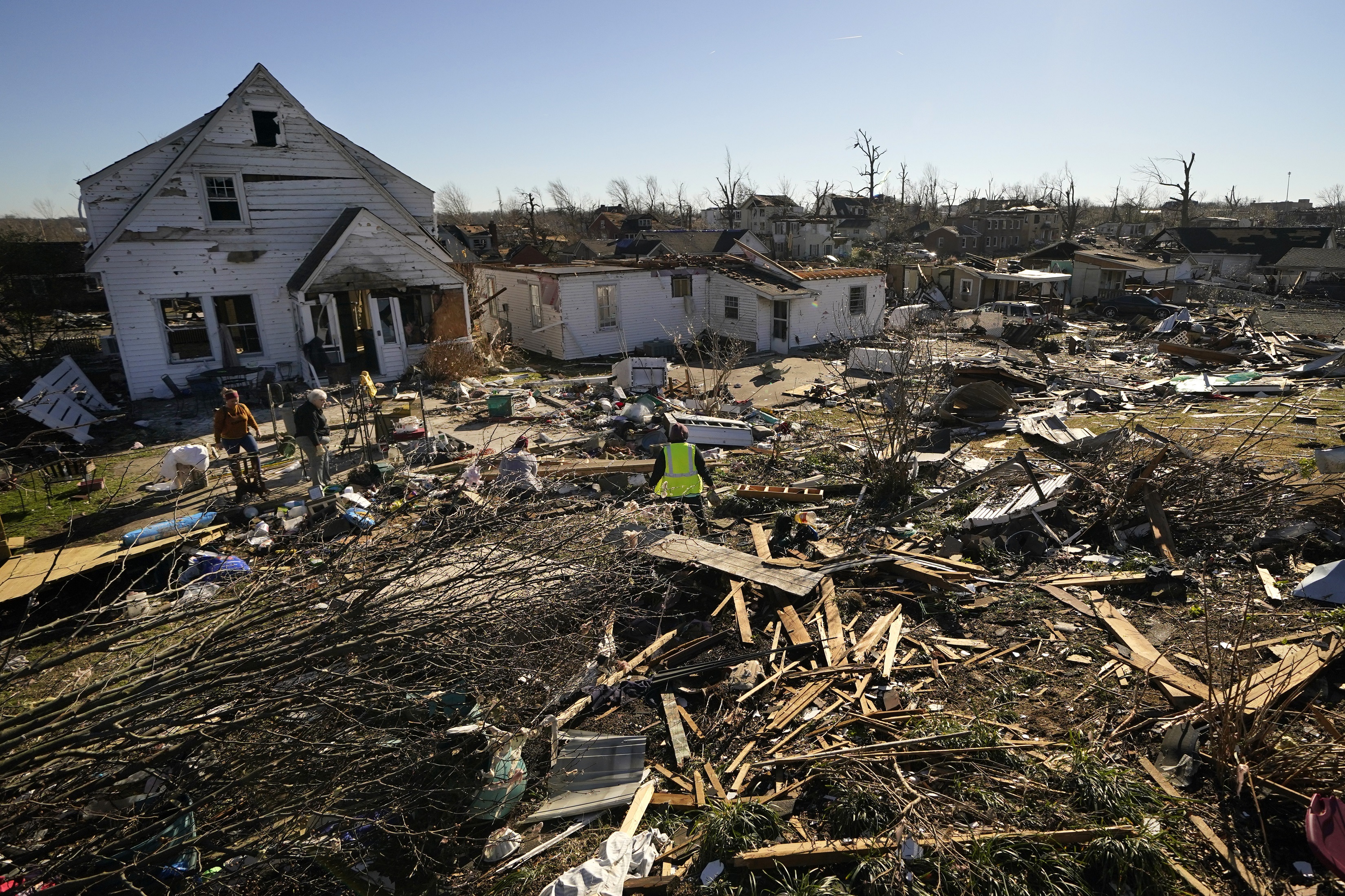 64 Confirmed Dead, Over 100 Missing After Tornadoes Hit Kentucky - Vimarsana News