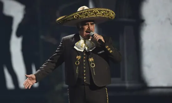 Vicente Fernández, Revered Mexican Singer, Dies at 81