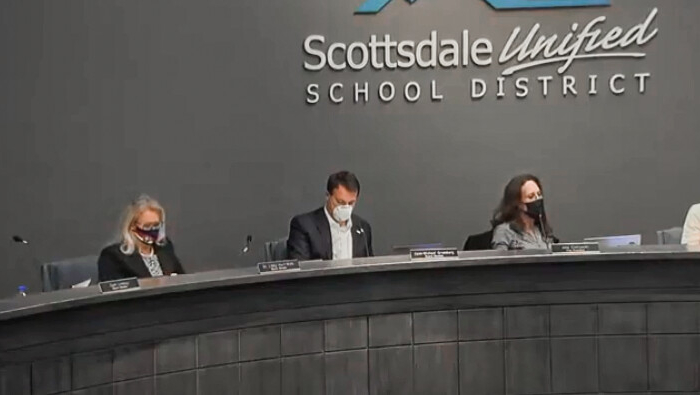 Screenshot of Scottsdale Unified School District School Board Members at Nov. 30 meeting. (Patricia Tolson/The Epoch Times)