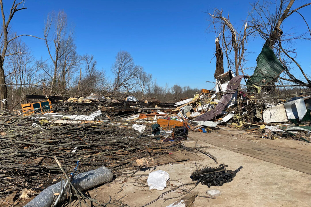 Midwest Rescue Groups Helping Kentucky Tornado Victims