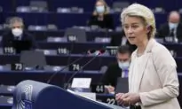 Any Aggression Against Ukraine Will Lead to New ‘Massive’ Sanctions, EU Warns Russia