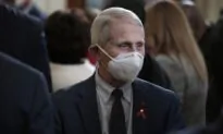 Fauci Warns Hospitals Could Be ‘Overwhelmed’ Within Weeks Due to Omicron