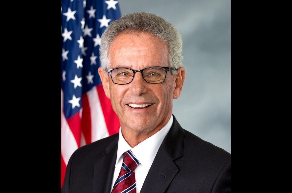 Rep. Alan Lowenthal Will Not Seek Reelection in 2022 - Vimarsana News