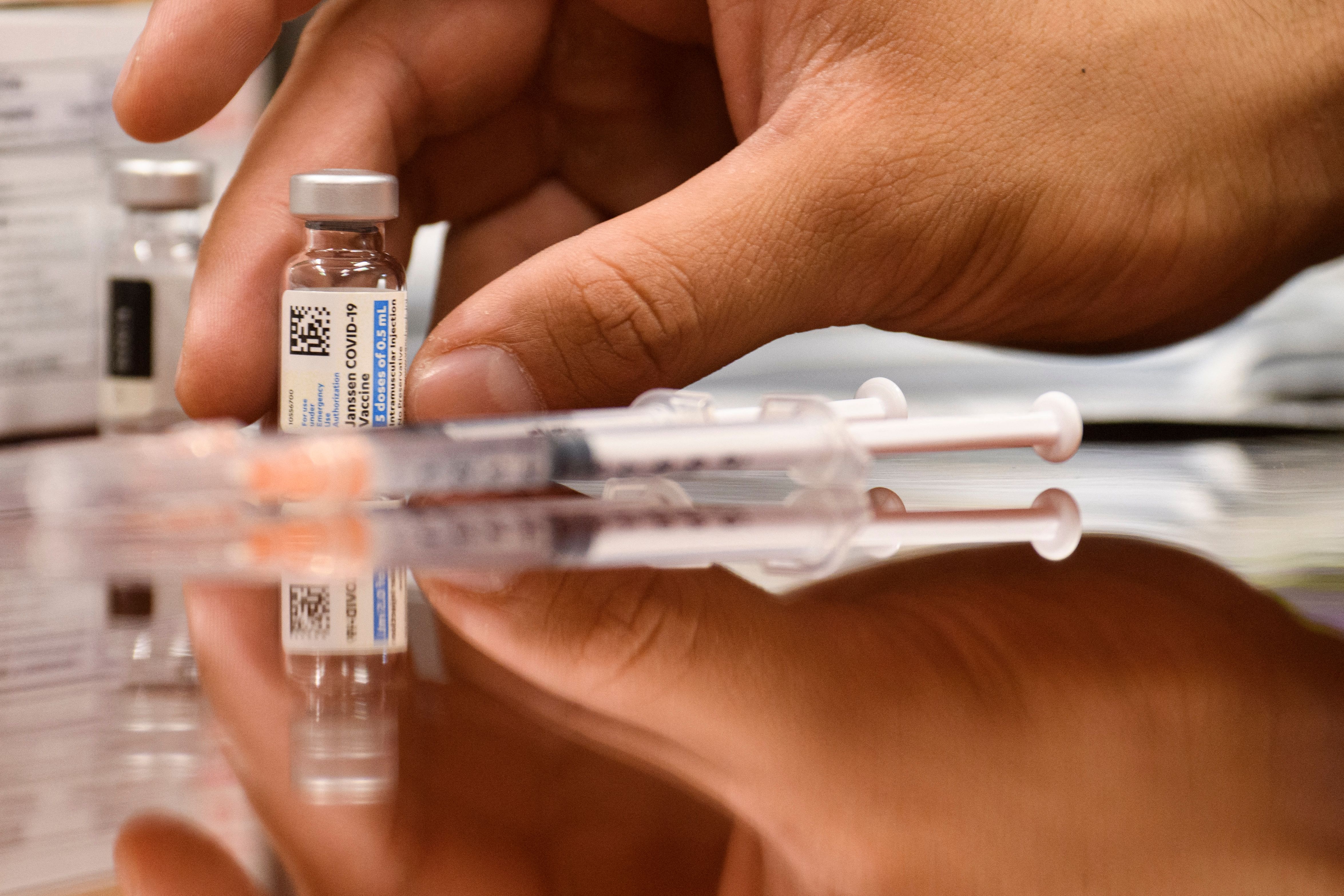 Businesses Have Until Jan. 10 Before Facing Penalties for Noncompliance With COVID-19 Vaccine Mandate: OSHA - Vimarsana News