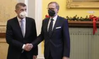 Czech Republic President Swears in New Coalition Government