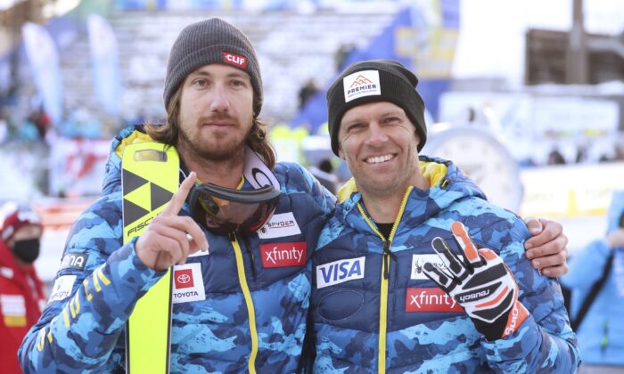 United States' Bryce Bennett (L), the winner, poses with United States' Steven Nyman, during an alpine ski in Val Gardena, Italy, on Dec.18, 2021. (Alessandro Trovati/AP Photo)