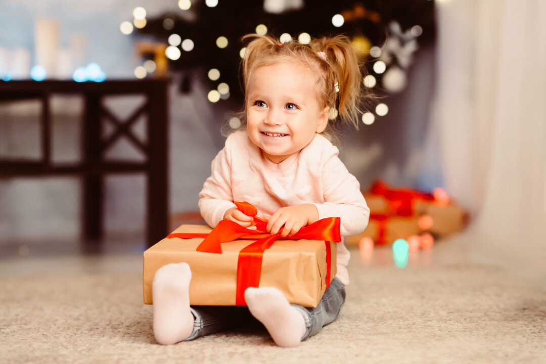 Toddler Gift Guide – 10 Great Options