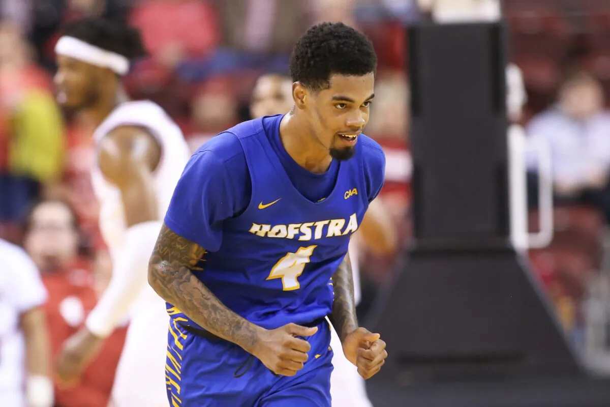 Hofstra Pride guard Aaron Estrada (4) celebrates after scoring in the second half against the Arkansas Razorbacks at Simmons Bank Arena in North Little Rock, Ark., on Dec 18, 2021. (Nelson Chenault/USA TODAY Sports via Field Level Media)