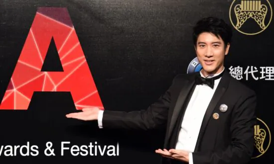 Chinese Regime Turns Its Back on Former Star After Singer’s Public Divorce