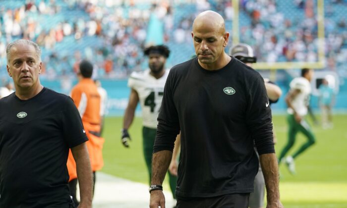 New York Jets head coach Robert Saleh leaves the field at the end of an NFL game against the Miami Dolphins, in Miami Gardens, Fla., on Dec. 19, 2021. (Lynne Sladky/AP Photo) 