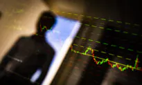 Bears Versus Bulls: Who’s Buying, Who’s Selling Stocks