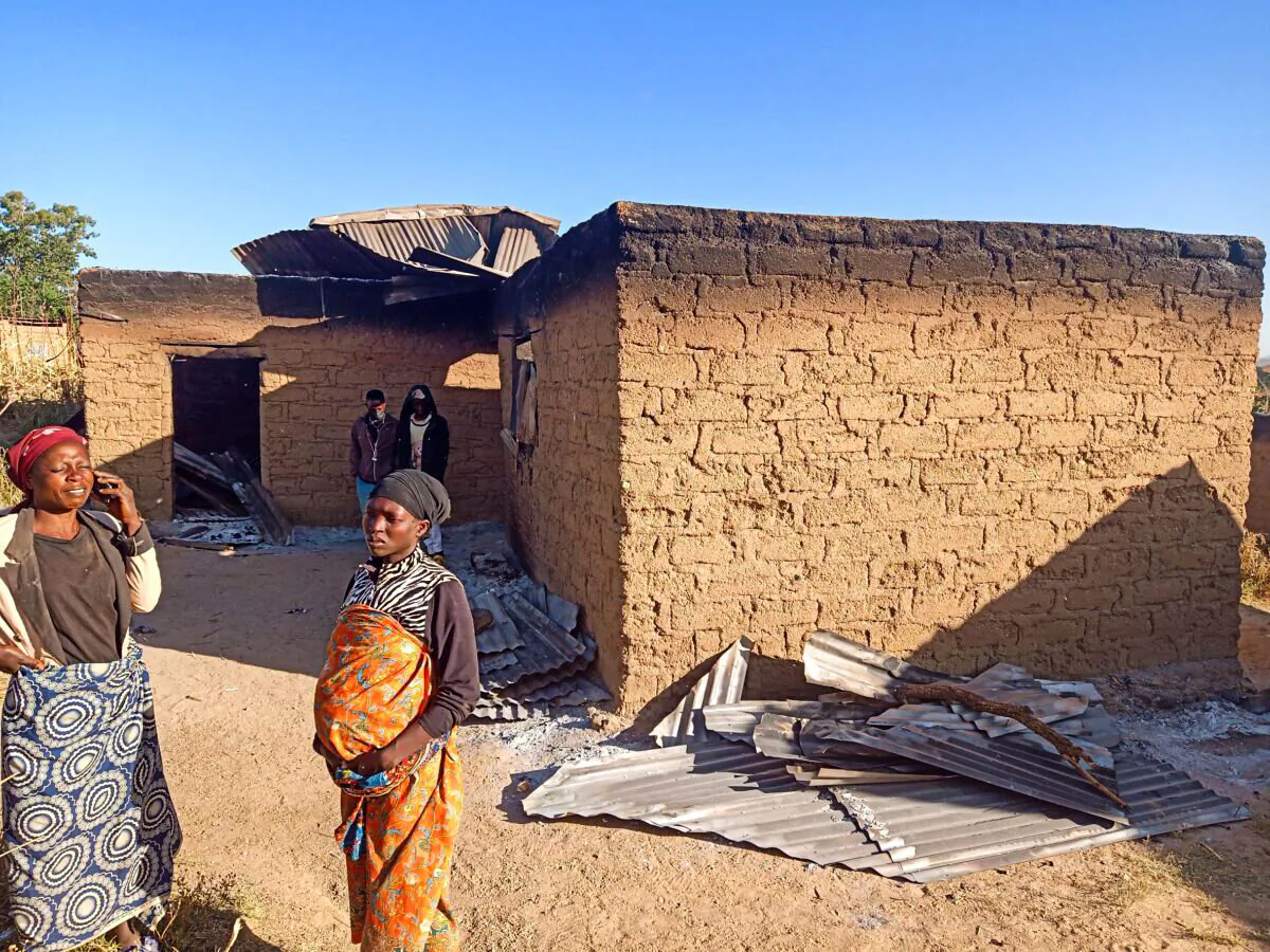 Survivors of a Nov. 26 attack on the village of Te'egbe, Nigeria. (Lawrence Zongo/The Epoch Times)