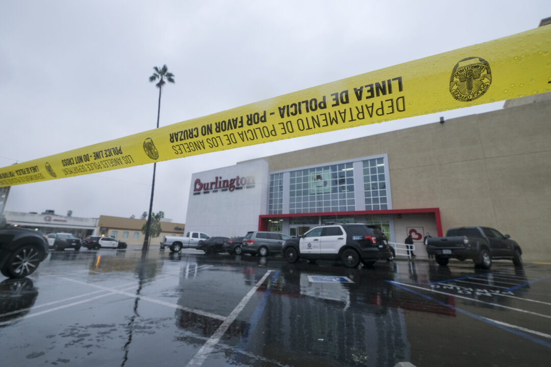Family of Girl Accidentally Shot to Death by LAPD Seeks Retrial of Lawsuit