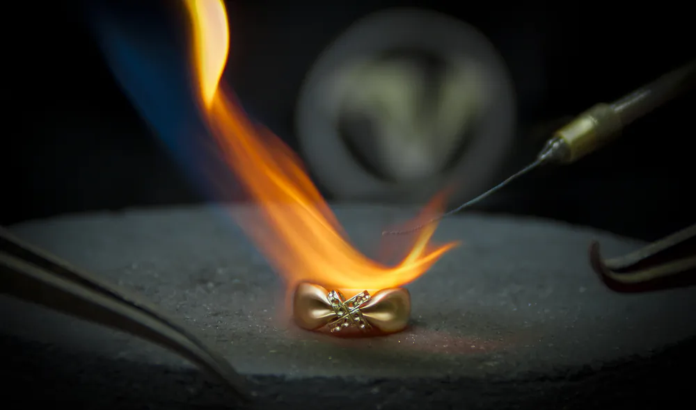 Sometimes the best way to get the jewelry of your dreams is to design it yourself and commission a designer to create it. (FotoBrest/Shutterstock)