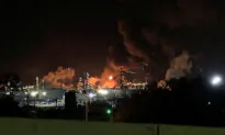4 Injured in Fire at Exxon’s Baytown, Texas Plant