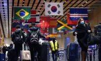 Airlines Cancel Flights Due to COVID-19 Staffing Shortages