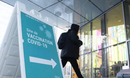 Quebec Medical College Says Not Its Role to Evaluate COVID-19 Vaccination Safety Concerns