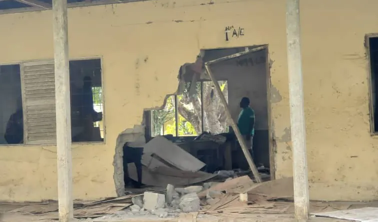 The back wall of a classroom in Government Bilingual High School, Ekondo Titi, shattered by improvised explosive devices during the November 24 attack of the school which resulted in the death of four students and a teacher. (The Epoch Times)