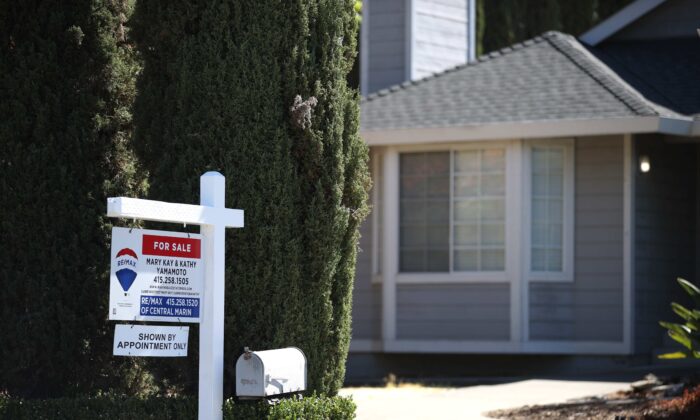 A sign is posted in front of a home for sale on in San Rafael, California, on Sept. 28, 2021. (Justin Sullivan/Getty Images)