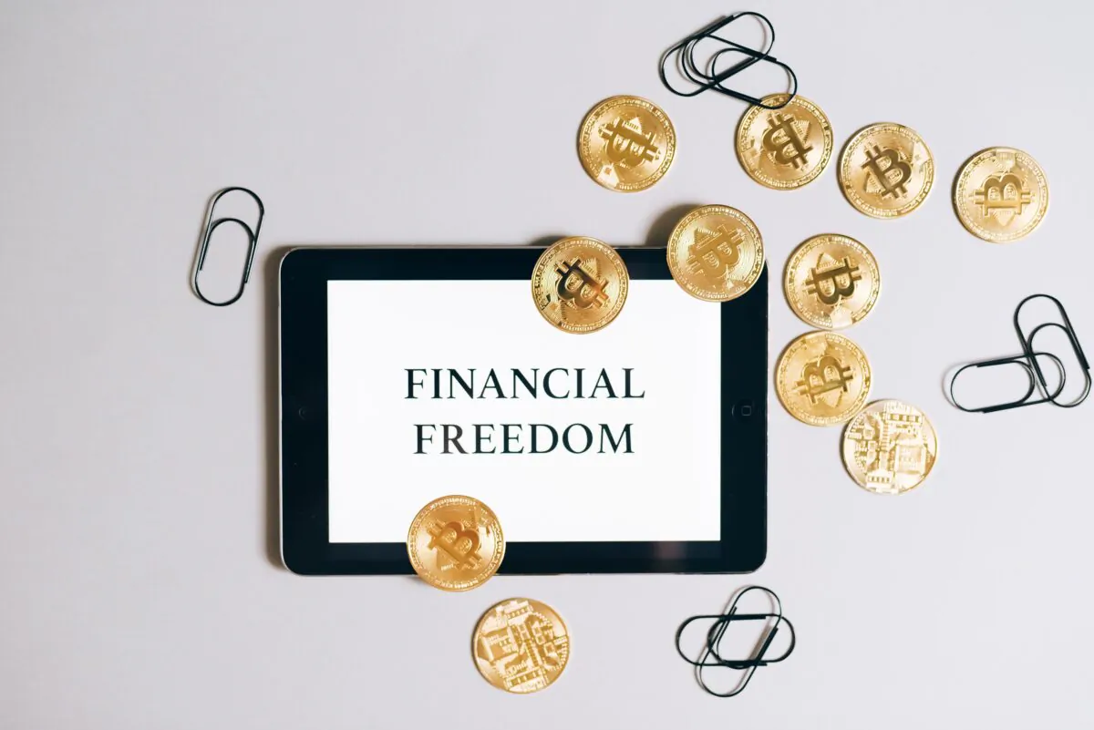 Stock photo about financial freedom. (Olya Kobruseva/Pexels)