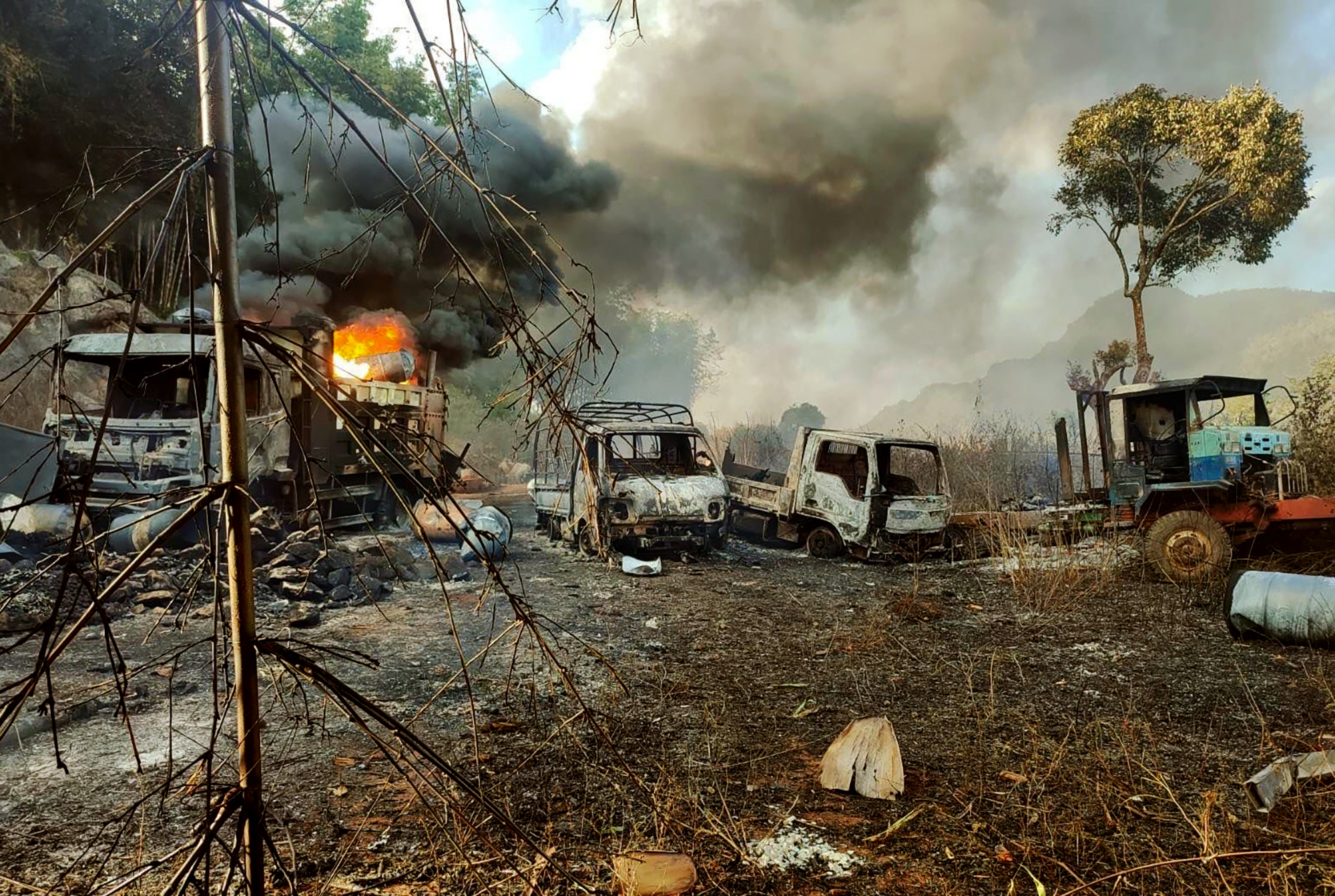 Save the Children Says Staff Missing After Burma Massacre - Vimarsana News