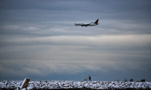 Michael Taube: Flying the Less-Than-Friendly Skies in Canada