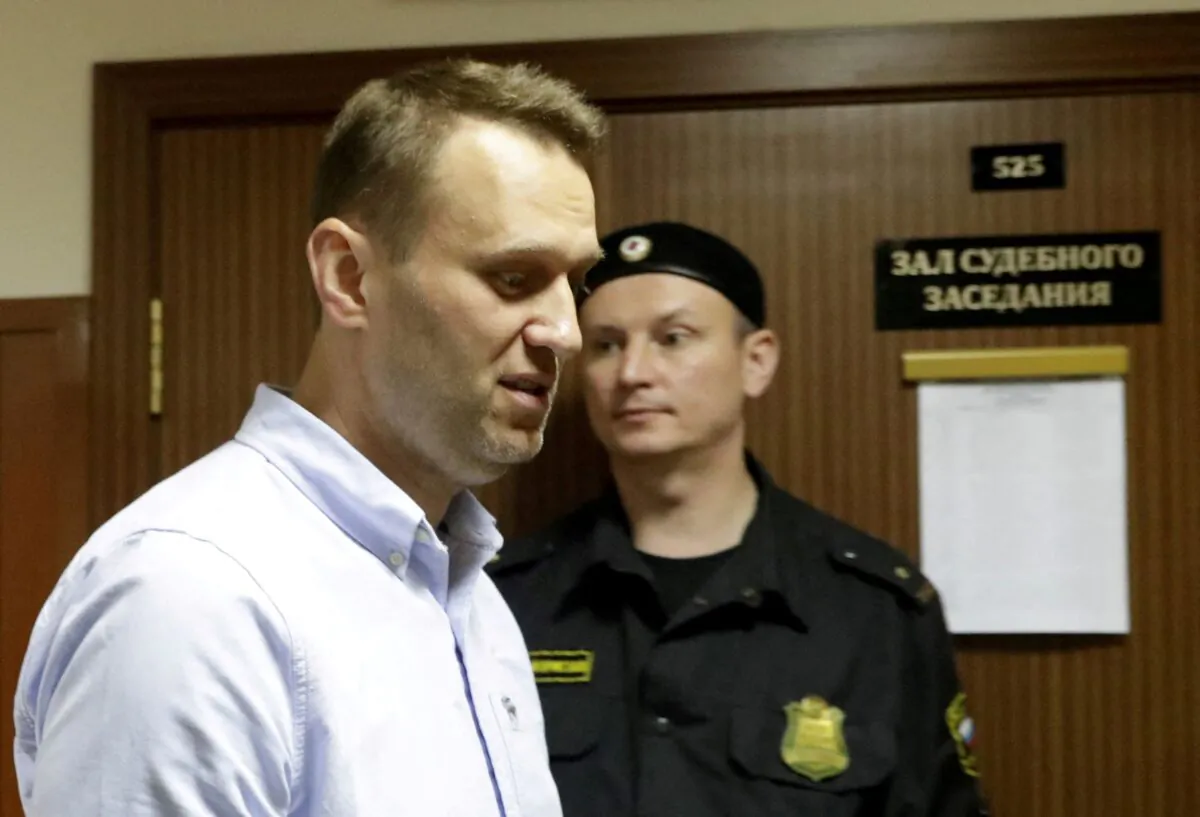 Russian opposition leader Alexei Navalny arrives for a hearing for his appeal at a court in Moscow, on June 16, 2017. (Tatyana Makeyeva/Reuters)