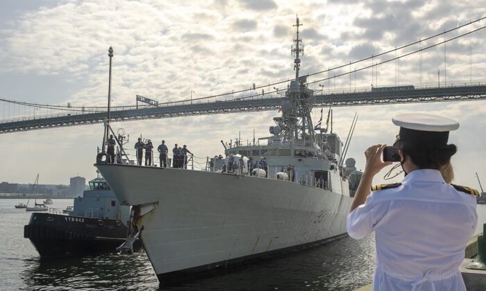 The Halifax-class frigate HMCS Fredericton returns to Halifax on July 28, 2020 after completing a six-month deployment in the Mediterranean Sea. (The Canadian Press/Andrew Vaughan)