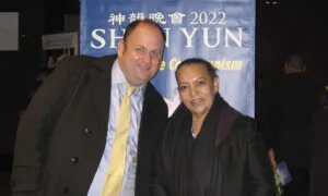Shen Yun Gives San Diego Lawyer ‘A Very Strong Sense of Tranquility’