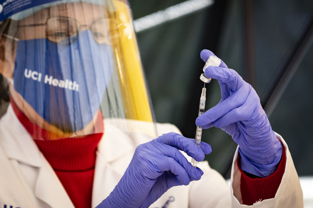 California Bill Allowing Minors to Get Vaccinated Without Parent Consent Passes Senate