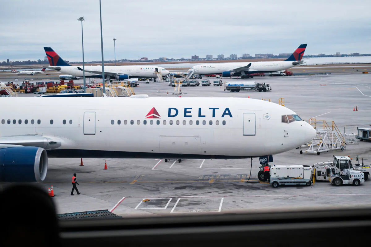 Delta airplanes sit on the tarmac at John F. Kennedy Airport (JFK) in New York City on Jan. 31, 2020. (Spencer Platt/Getty Images)