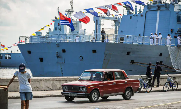 Chinese Navy ship Type 054A frigate 548 Yiyang moors at the port of Havana on Nov. 10, 2015. (Yamil Lage/AFP via Getty Images)