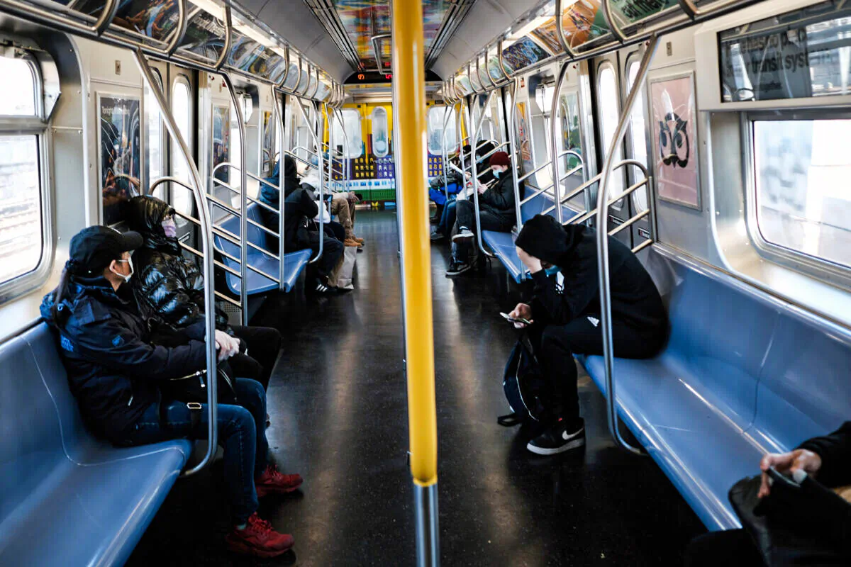 A subway train at a Brooklyn station in New York City on Nov. 18, 2020. (Spencer Platt/Getty Images)