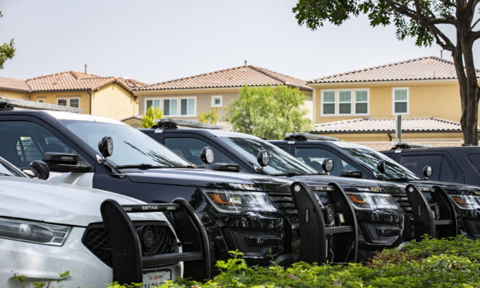 Orange County Sheriffs Department vehicles in Lake Forest, Calif., on Sept. 14, 2020. (John Fredricks/The Epoch Times)
