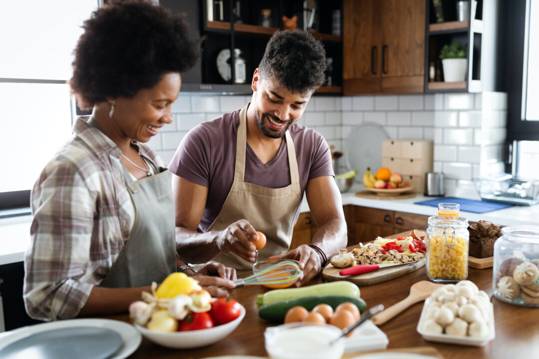 An anti-inflammatory diet provides steady energy, ample nutrition, and protective phytonutrients.(NDAB Creativity/Shutterstock)