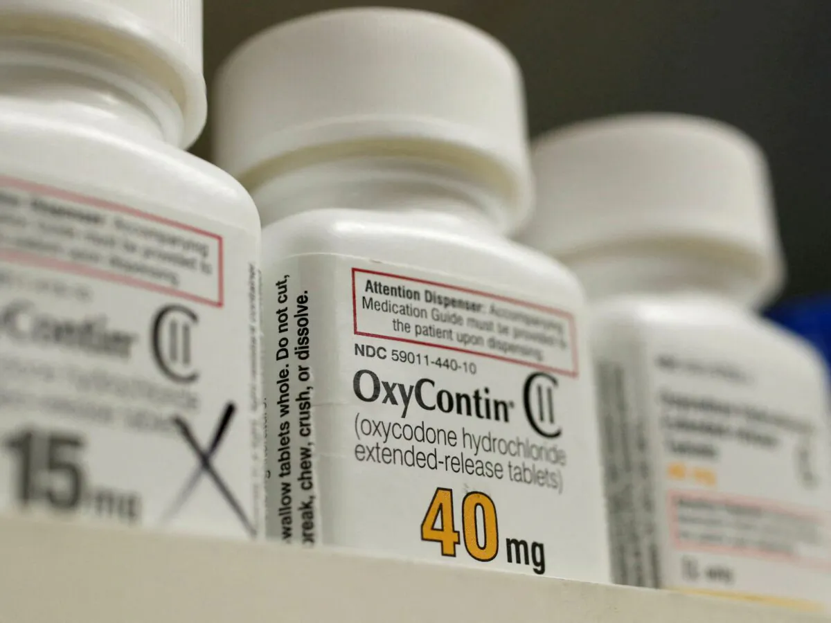 Bottles of prescription painkiller OxyContin, 40mg pills, made by Purdue Pharma L.D. sit on a shelf at a local pharmacy, in Provo, Utah, on April 25, 2017. (George Frey/Reuters)