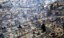 Officials: 3 Missing in Devastating Colorado Wildfire