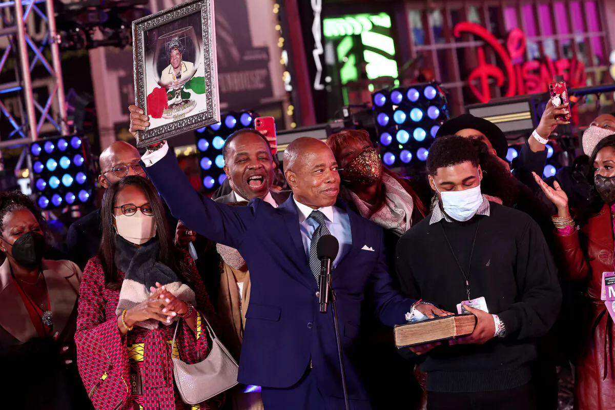 Eric Adams is sworn in as the 110th mayor of the city of New York in New York City on Jan. 1, 2022. (Arturo Holmes/Getty Images)