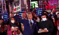 Eric Adams Sworn in as New York City Mayor, Succeeding de Blasio