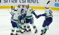 Canucks Score 3 in 3rd Period to Topple Kraken 5–2