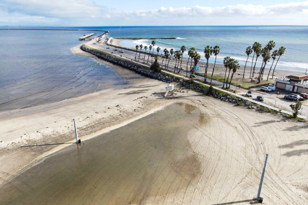 Massive Sewage Spill Closes Some California Beaches