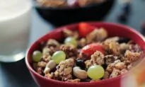 Delicious Homemade Granola Recipe